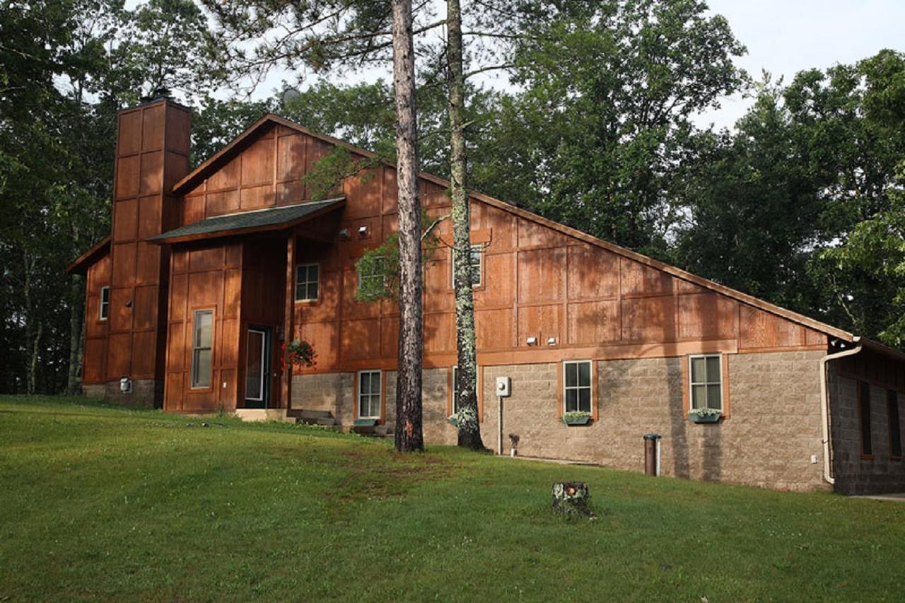 Heartwood Conference Center & Retreat Hotel Webb Lake Exterior photo